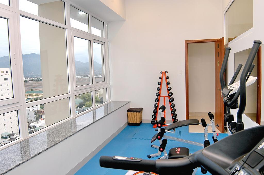 Nam Hung Hotel Nha Trang Buitenkant foto