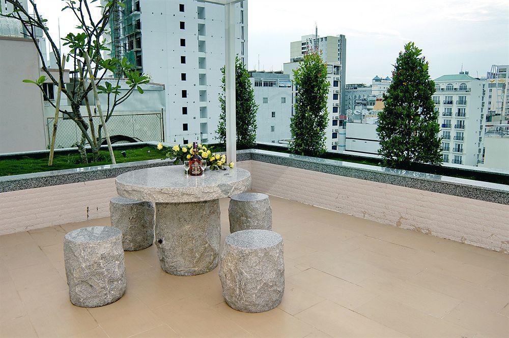 Nam Hung Hotel Nha Trang Buitenkant foto