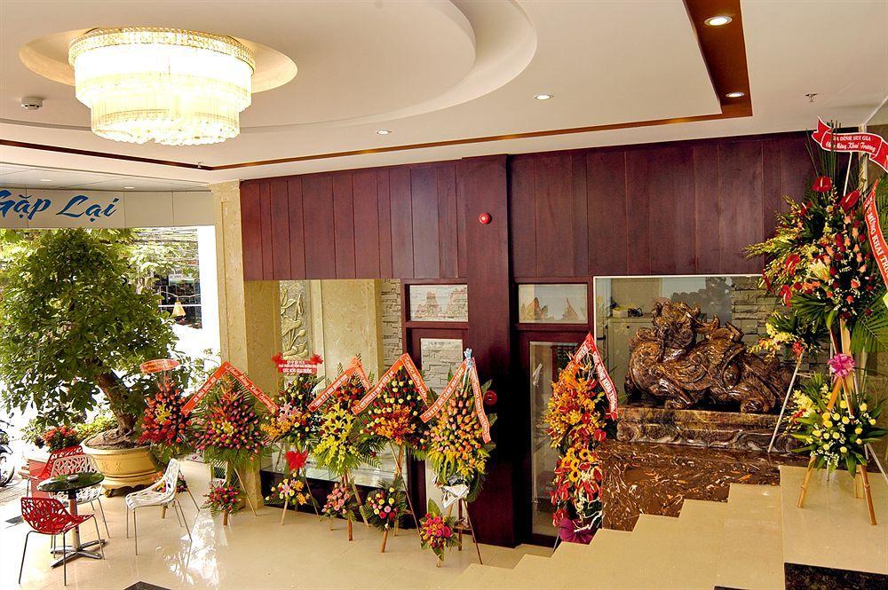 Nam Hung Hotel Nha Trang Buitenkant foto