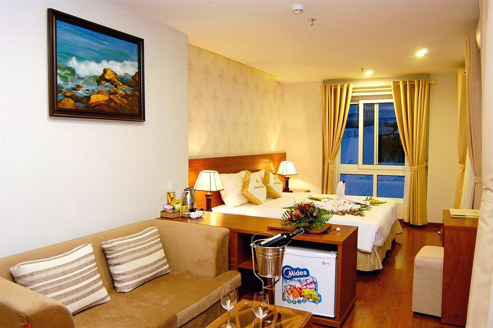 Nam Hung Hotel Nha Trang Buitenkant foto