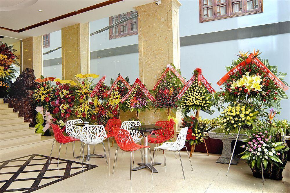 Nam Hung Hotel Nha Trang Buitenkant foto