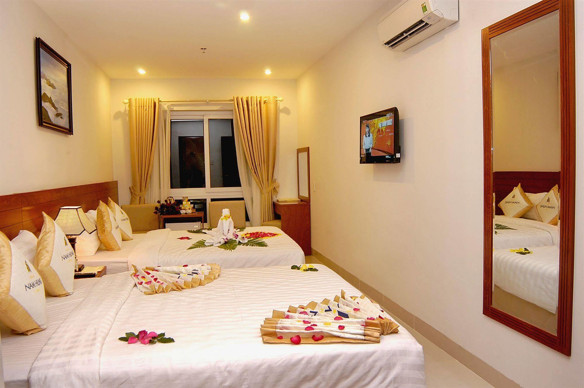 Nam Hung Hotel Nha Trang Buitenkant foto