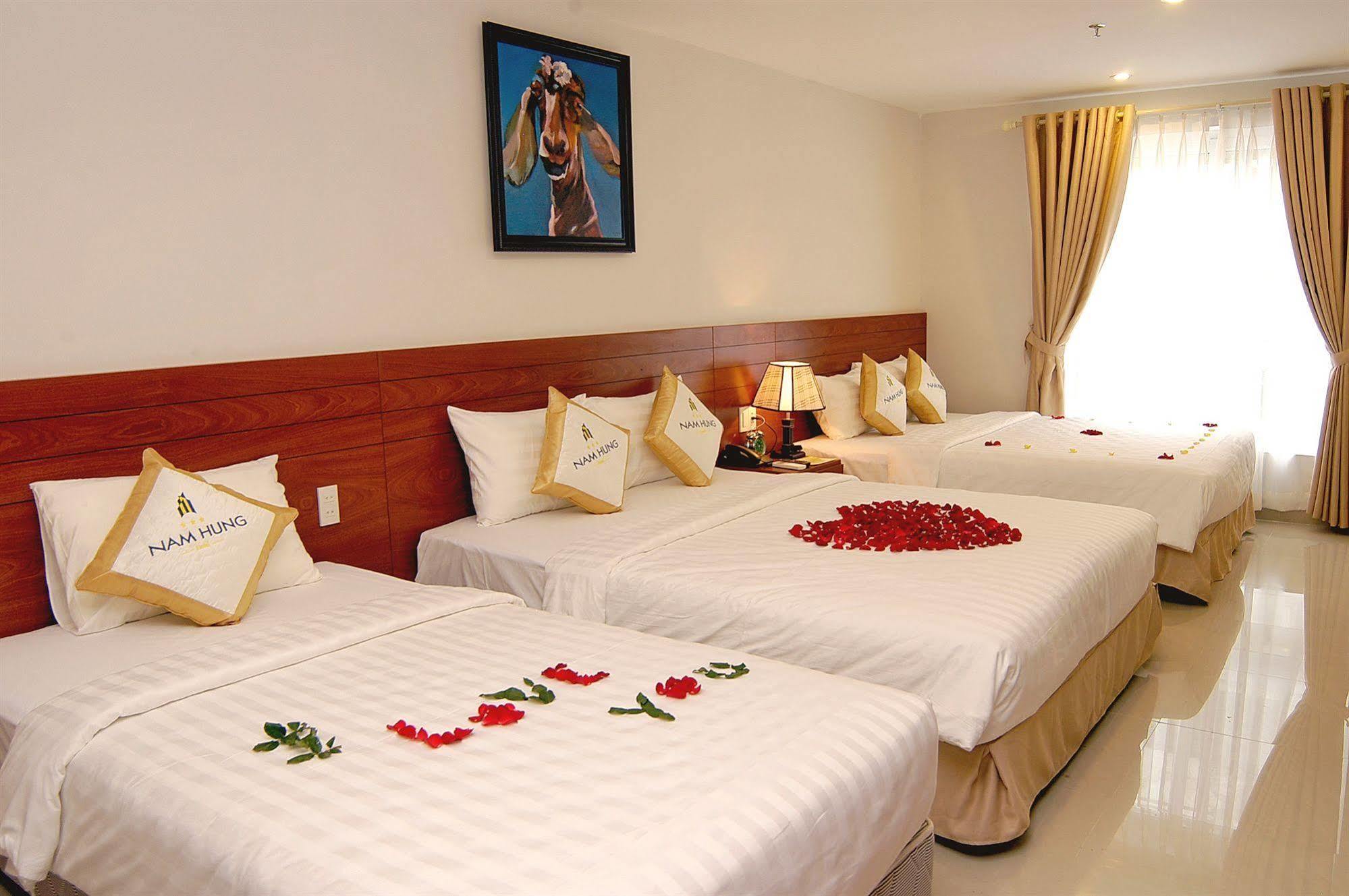 Nam Hung Hotel Nha Trang Buitenkant foto